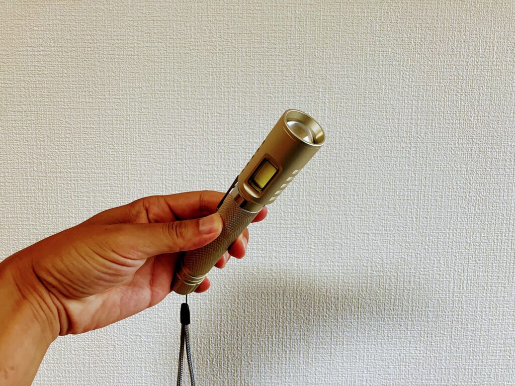 懐中電灯